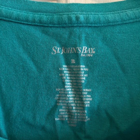 Teal Tshirt with peacock feather print - Picture 2 of 2